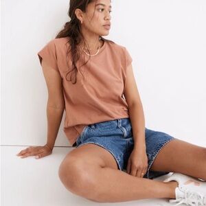 Madewell Shoulder Tee in Warm Umber, size Small